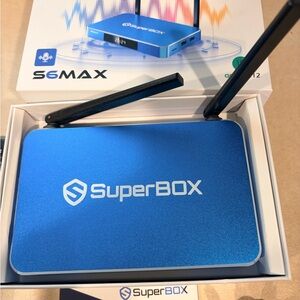 S6MAX Blue Streaming Device